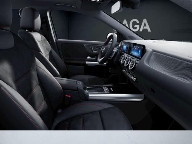 MERCEDES-BENZ GLA 200 d AMG Line  