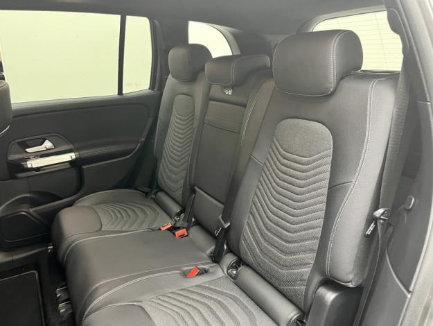 MERCEDES-BENZ GLB 200 d Progressive Line  