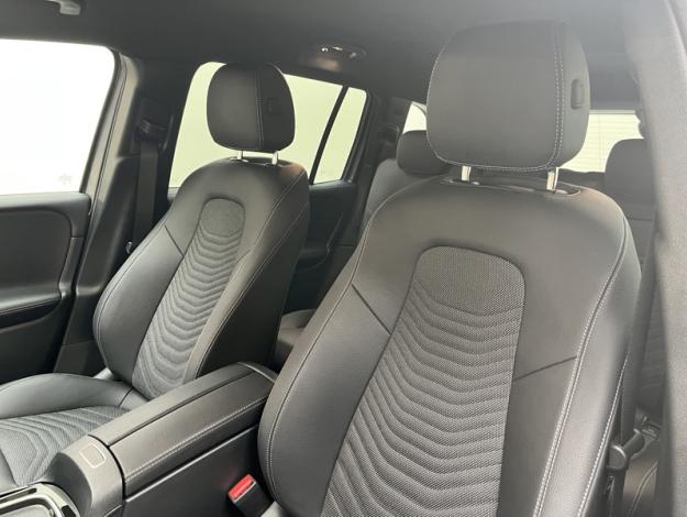 MERCEDES-BENZ GLB 200 d Progressive Line  