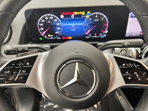 MERCEDES-BENZ GLB 200 d Progressive Line  