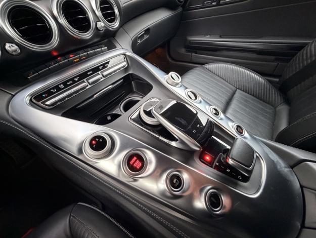 MERCEDES-BENZ AMG GT Mercedes- Roadster  