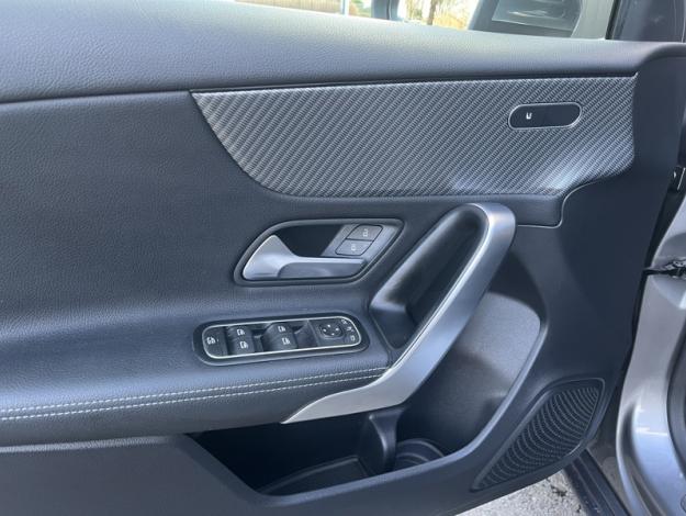 MERCEDES-BENZ Classe A 180 d Progressive Line  Classe A 180 d Berline Progressive Line