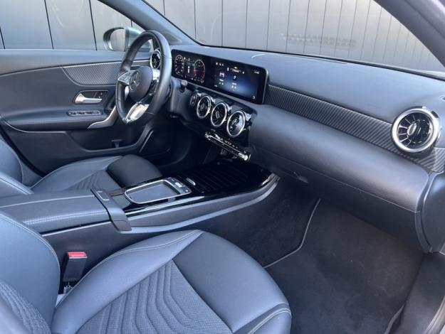 MERCEDES-BENZ Classe A 180 d Progressive Line  Classe A 180 d Berline Progressive Line