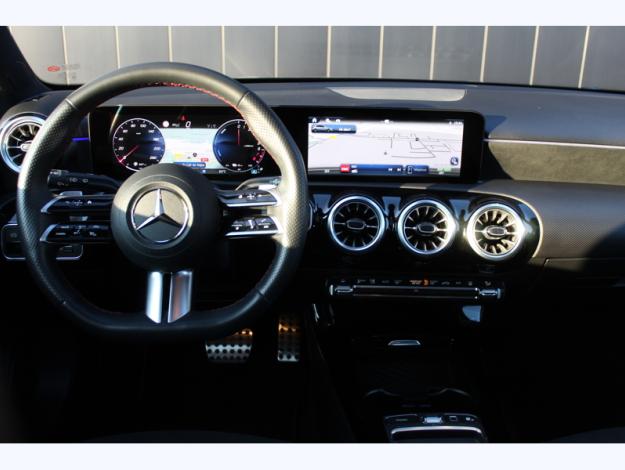 MERCEDES-BENZ Classe A 250 e Hybrid EQ AMG Line  