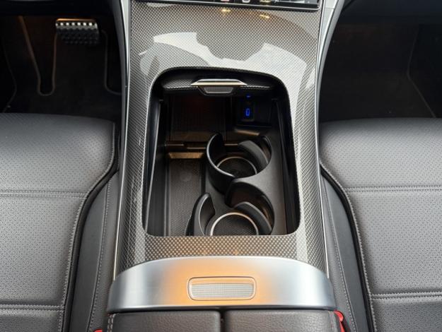 MERCEDES-BENZ GLC Coupé GLC 300 de 4MATIC Coupé AMG Line  GLC 300 d e Hybrid EQ 4MATIC Coupé AMG Line