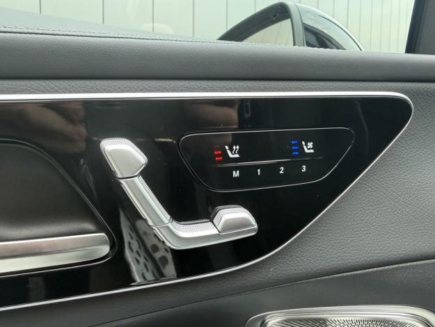 MERCEDES-BENZ GLC Coupé GLC 300 de 4MATIC Coupé AMG Line  GLC 300 d e Hybrid EQ 4MATIC Coupé AMG Line