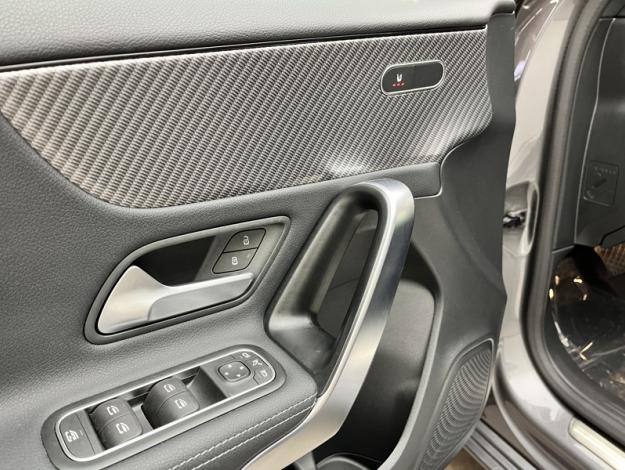 MERCEDES-BENZ Classe A 180 d Progressive Line  