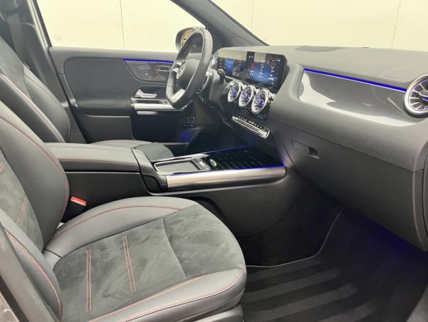 MERCEDES-BENZ GLA 250 e Hybrid EQ AMG Line  