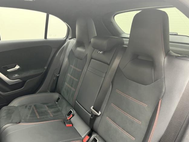 MERCEDES-BENZ Classe A 180 AMG Line  