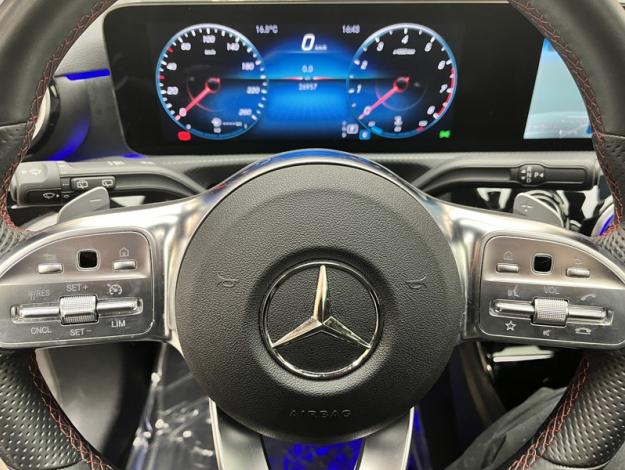 MERCEDES-BENZ Classe A 180 AMG Line  