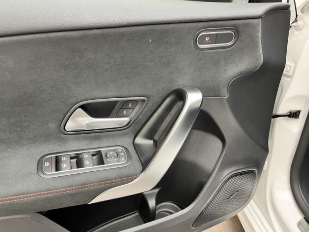 MERCEDES-BENZ Classe A 200 AMG Line  