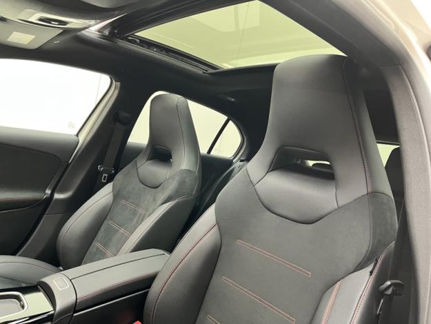 MERCEDES-BENZ Classe A 200 AMG Line  