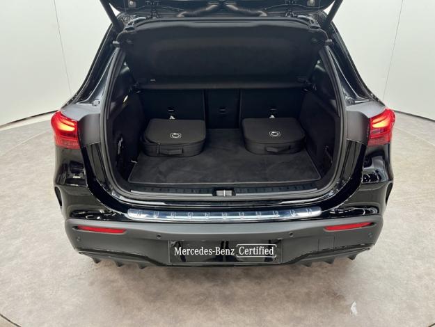 MERCEDES-BENZ EQA 250+ AMG Line  