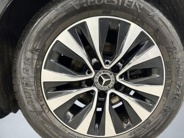 MERCEDES-BENZ B-Klasse B 180 d