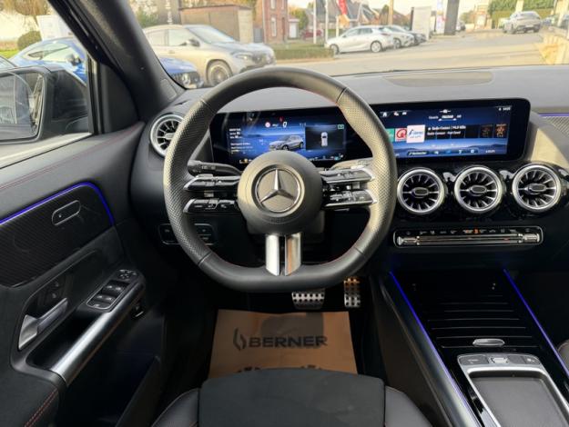 MERCEDES-BENZ GLA 200 d AMG Night Attelage Facelift  