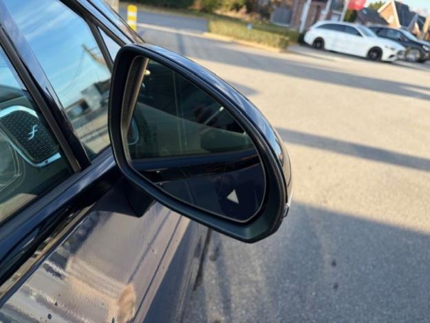 MERCEDES-BENZ EQE 350 + AMG Pack Night Toit Pano  