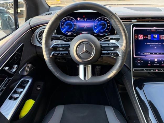 MERCEDES-BENZ EQE 350 + AMG Pack Night Toit Pano  