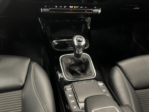 MERCEDES-BENZ Classe A A 180 Compacte