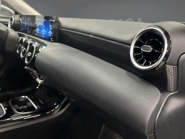 MERCEDES-BENZ Classe A A 180 Compacte