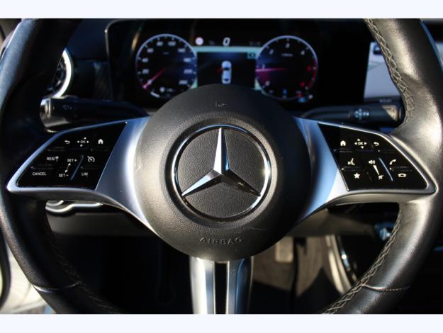MERCEDES-BENZ Classe A 180 d Berline Business Line  Classe A 180 d Berline Business Line