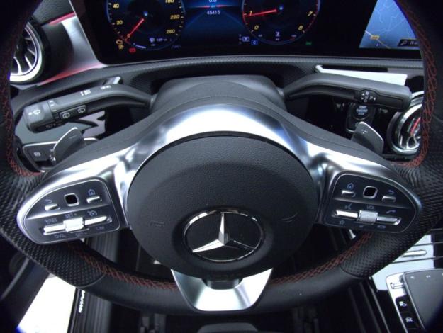 MERCEDES-BENZ Classe A 200 AMG Line  