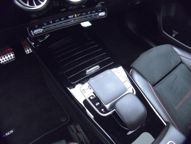 MERCEDES-BENZ Classe A 200 AMG Line  