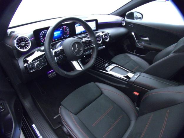 MERCEDES-BENZ CLA Coupé CLA 250 e Hybrid EQ Coupé AMG Line  