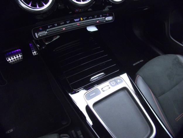 MERCEDES-BENZ CLA Coupé CLA 250 e Hybrid EQ Coupé AMG Line  