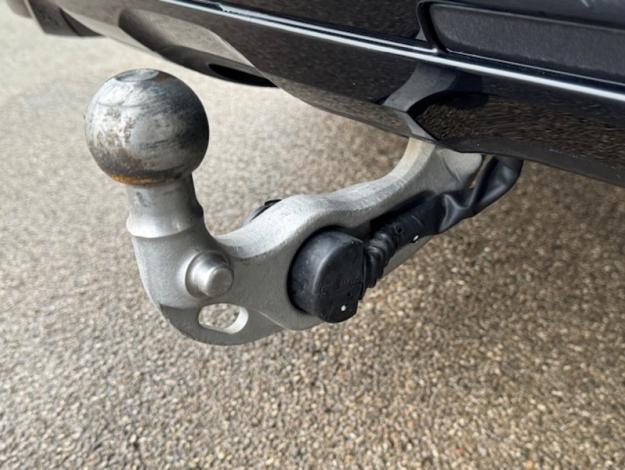 MERCEDES-BENZ GLC Coupé GLC 300 e Hybrid EQ 4MATIC Coupé AMG Line  