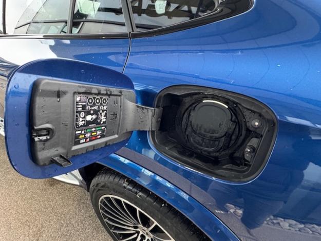 MERCEDES-BENZ GLC Coupé GLC 300 e Hybrid EQ 4MATIC Coupé AMG Line  