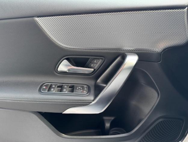 MERCEDES-BENZ Classe A 180 Progressive Line  