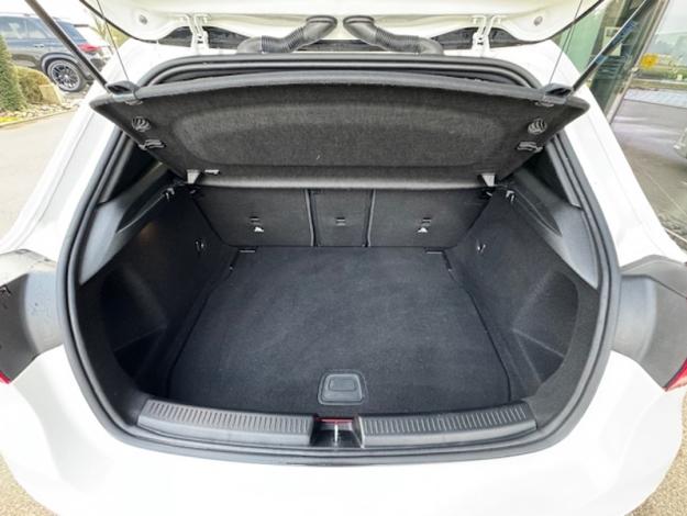 MERCEDES-BENZ Classe A 180 Progressive Line  