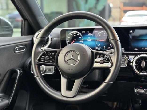 MERCEDES-BENZ A-Klasse A 180 d