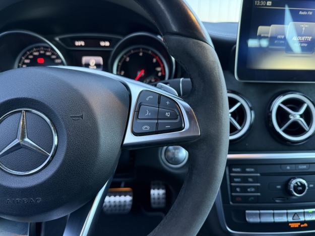 MERCEDES-BENZ GLA 200 d WhiteArt Edition  