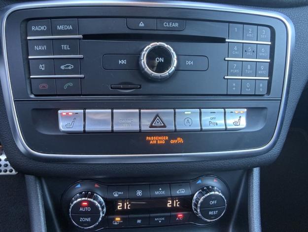 MERCEDES-BENZ GLA 200 d WhiteArt Edition  