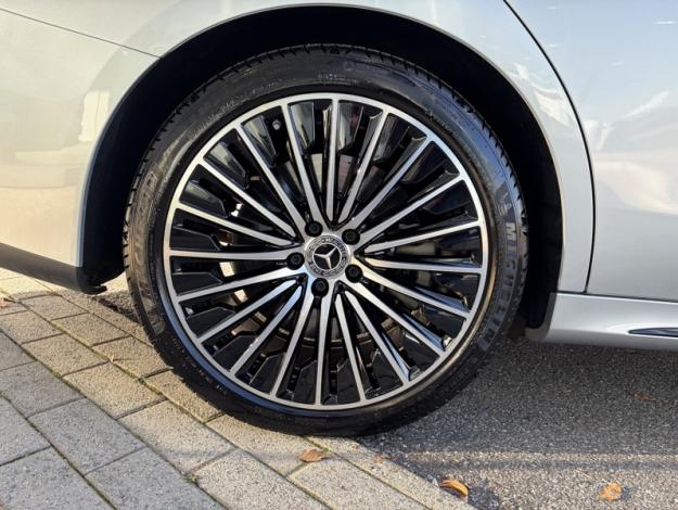 MERCEDES-BENZ E-Klasse E 300 e Limousine