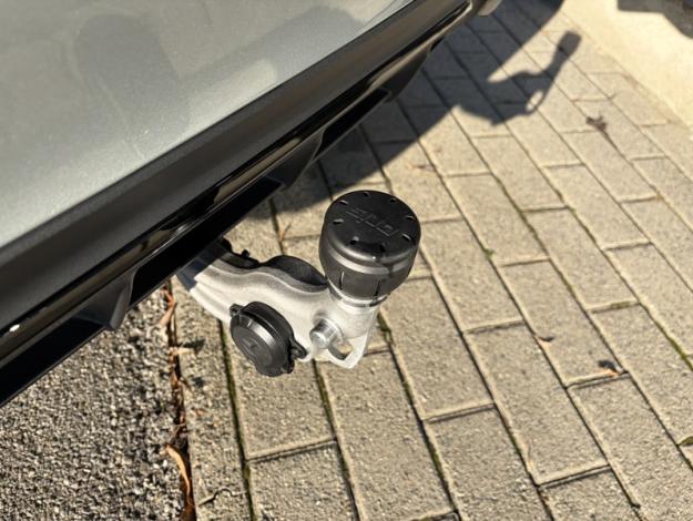 MERCEDES-BENZ E-Klasse E 300 e Limousine