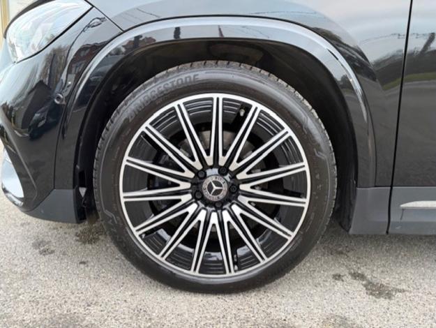 MERCEDES-BENZ GLA 180 d AMG Line Toit Pano 20p Facelift  