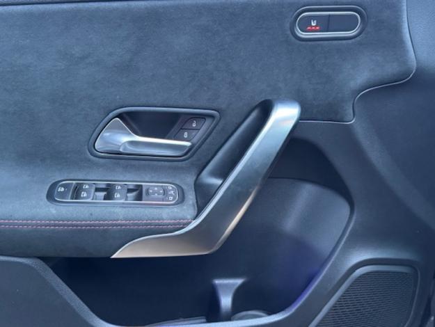 MERCEDES-BENZ Classe A 200 d AMG Line AMG Line 