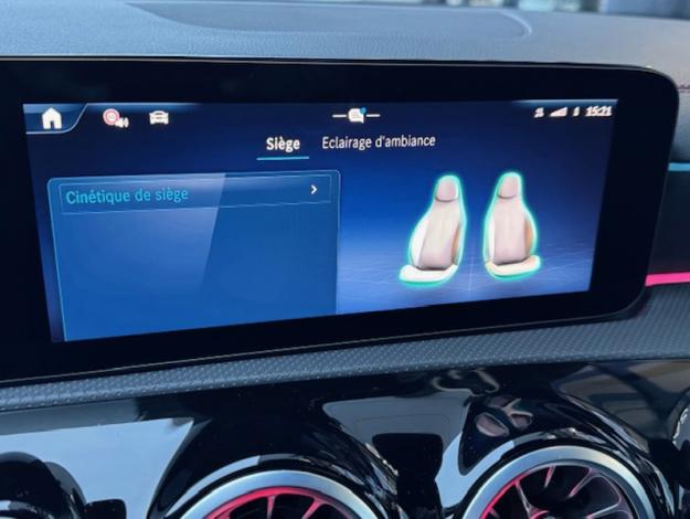 MERCEDES-BENZ CLA Coupé CLA 220 d Coupé AMG Line  CLA 220 d Coupé AMG Line