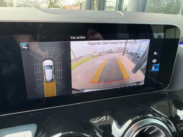 MERCEDES-BENZ GLA 200 AMG Line  