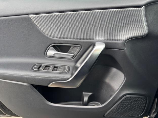 MERCEDES-BENZ Classe A 180 d Progressive Line  