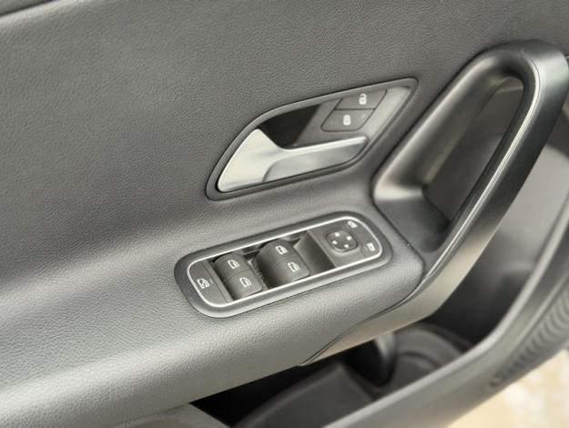 MERCEDES-BENZ A 160 Business Line Boite manu  