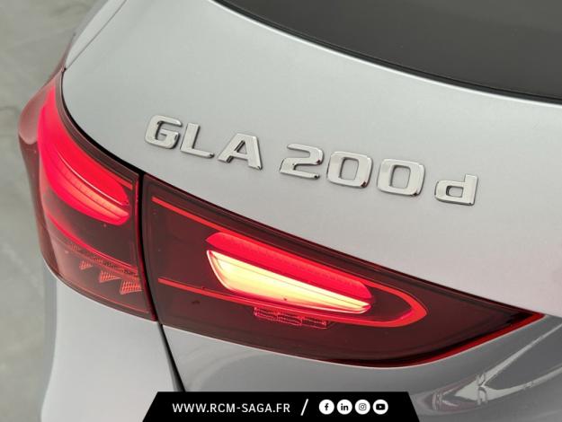 MERCEDES-BENZ GLA 200 d AMG Line  