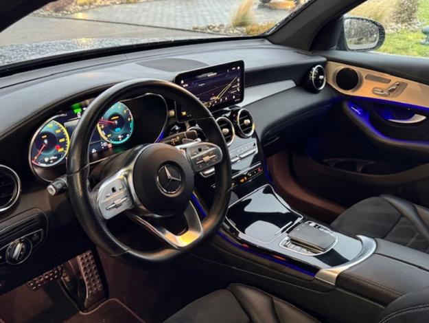 MERCEDES-BENZ GLC Coupé GLC 300de 4MATIC Coupé AMG Line  
