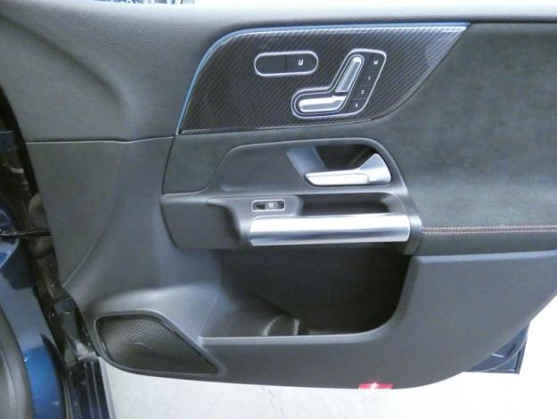 MERCEDES-BENZ Classe B 180 d AMG Line Edition  