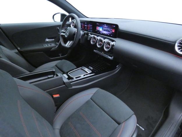 MERCEDES-BENZ Classe A 200 d AMG Line  Classe A 200 d AMG Line