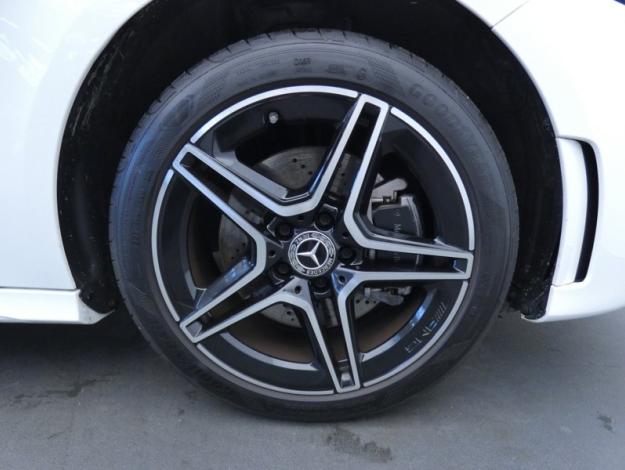 MERCEDES-BENZ Classe A 250 e AMG Line  