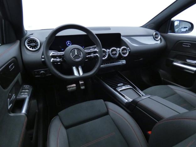 MERCEDES-BENZ GLA 250 e Hybrid EQ AMG Line  