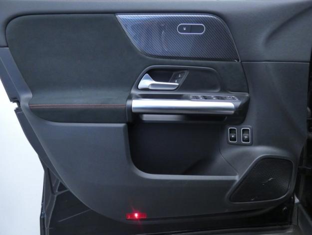 MERCEDES-BENZ GLA 250 e Hybrid EQ AMG Line  